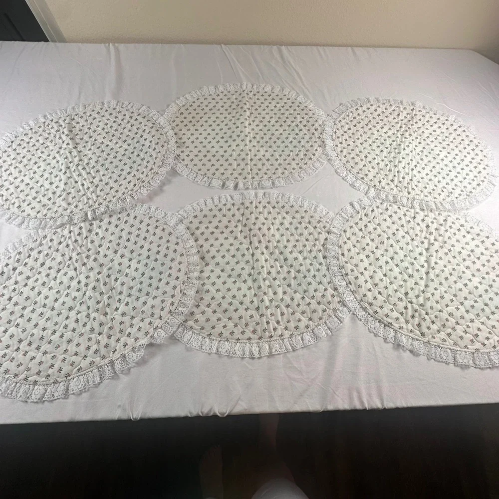 Vintage Christmas Quilted Placemats Set 6 Reversible Swan Geese Lace Cottagecore